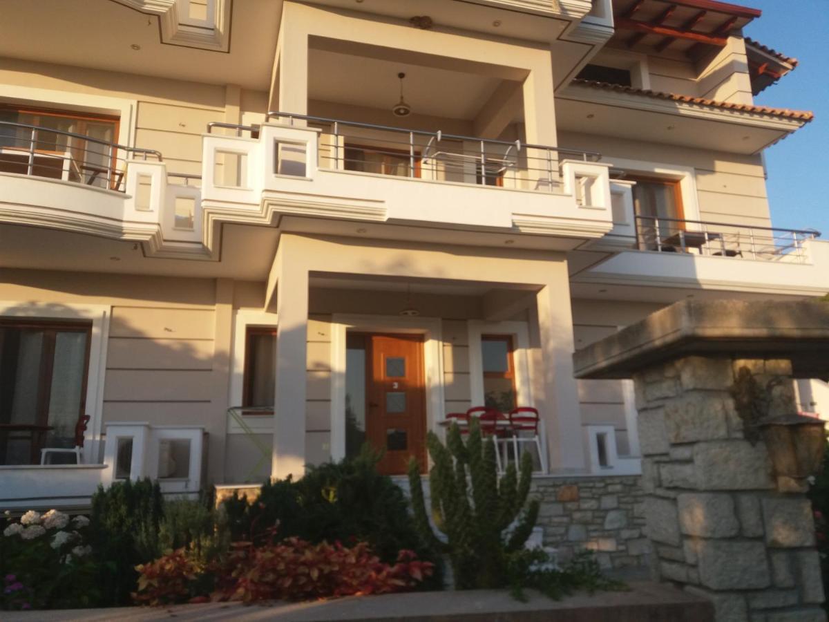 Spyridoula'S Guest House Химара Экстерьер фото